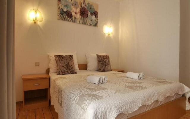 Villa Apartments Babaja