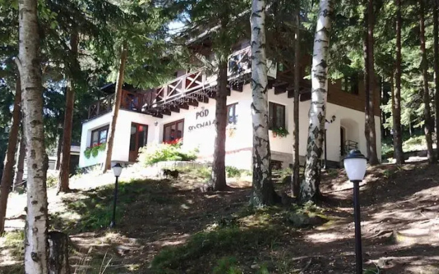 Pokoje Gościnne Pod Sosnami