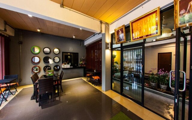 Euanjitt Chill House
