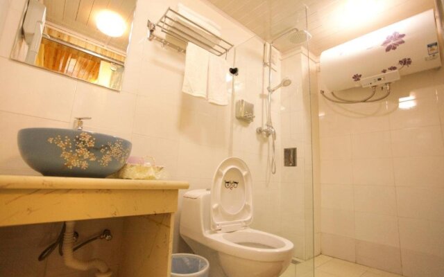 Lijiang Xieyiju Hostel