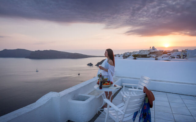 Thirea Suites & Studios - Adults Only