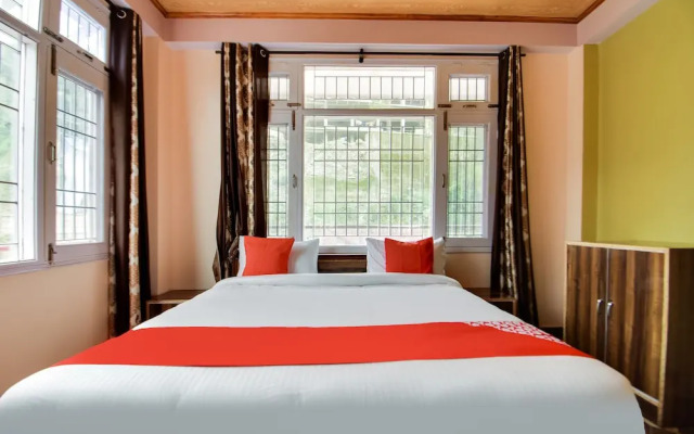 The Pine Stay by OYO Rooms