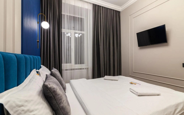 LEOGRAND Apartment on Svobody Avenue 43