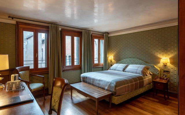 Hotel Montecarlo