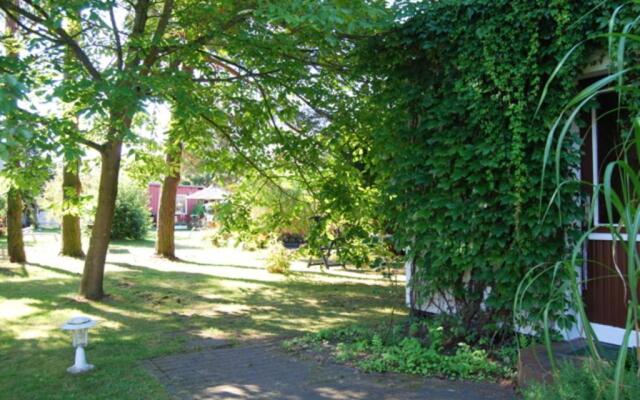 Ferienhaus mit Garten am Bodstedter Bodden