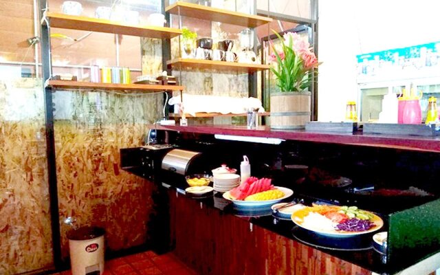 Jingjit Hotel