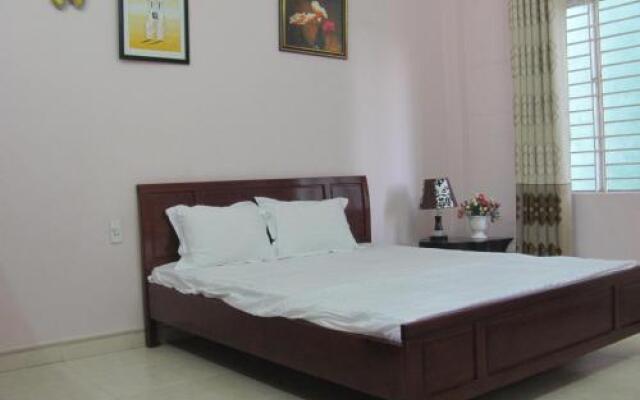 Hong Tran B&B