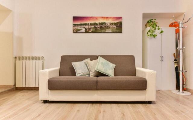 BMGA l Coliseum Rome Apartment 1Bdr for Couples