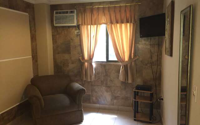 El Patio Suites