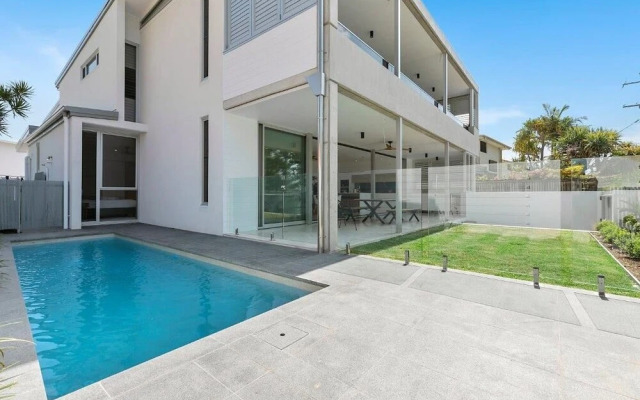 Unit 01 165 Gympie Terrace