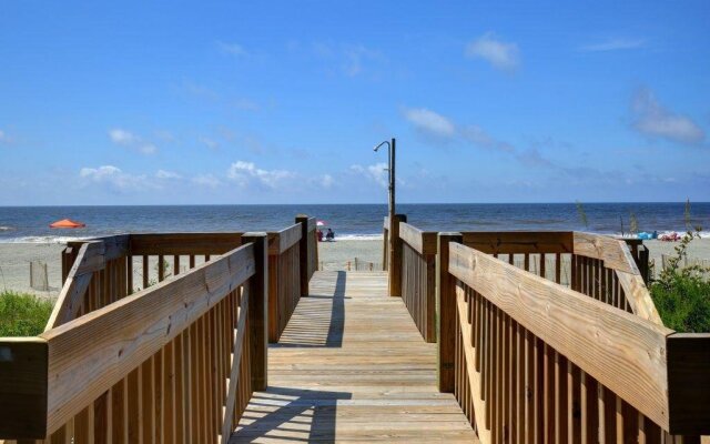 4 Crabs By The Sea - 6 Br Home