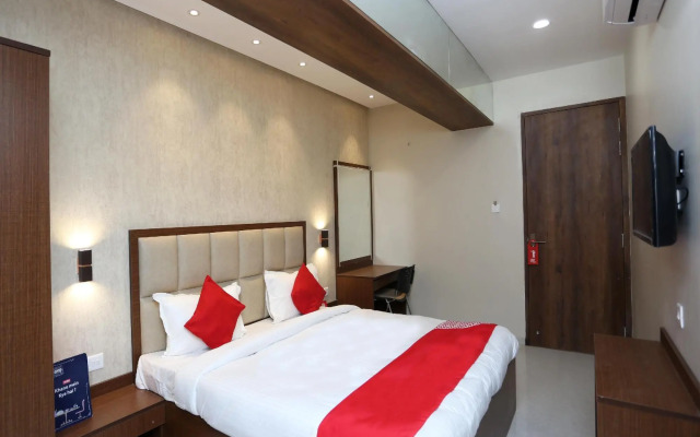 OYO 18890 Hotel City Inn