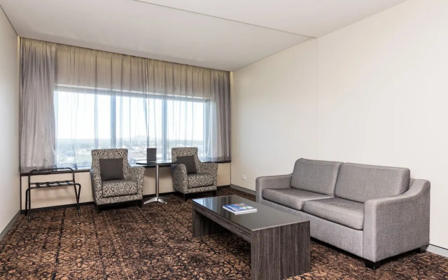 Calamvale Suites and Conference Centre