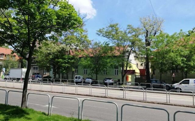 Guest House Orczy Park