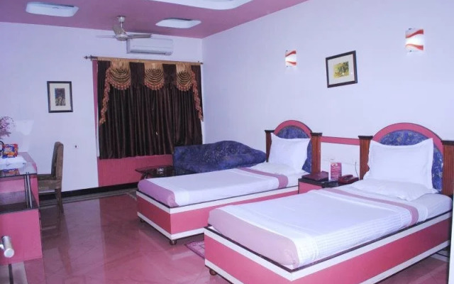 Grand Residency