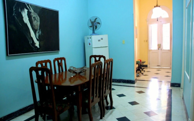 Bello Vedado Apartment