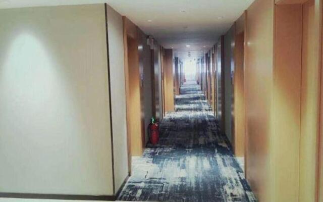 Yeste Hotel (Yulin Yudong New District Wentilu)