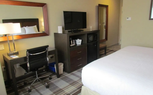 Days Inn and Suites Airdrie