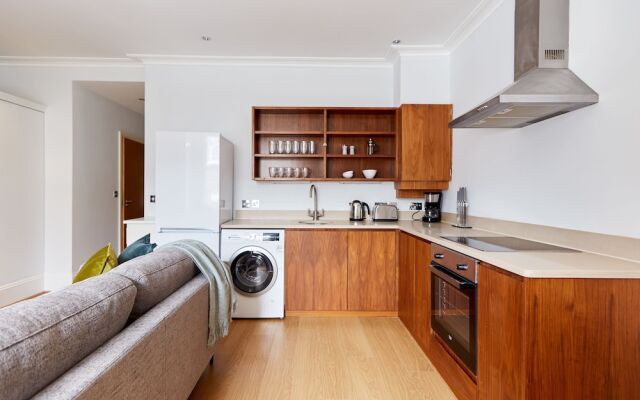 Stunning Knightsbridge Suites by Sonder
