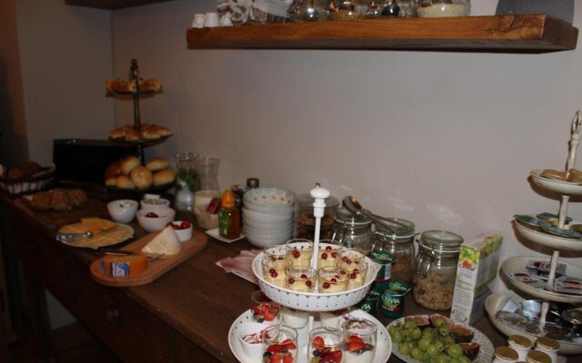 B&B Anna's