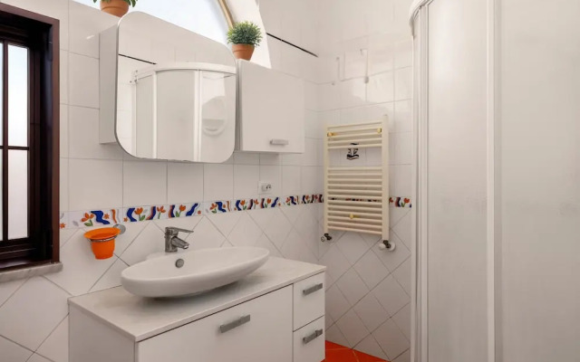 VFH The Castle Bay apartment and terrace