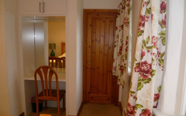 Ballyvaughan Cottage No 6