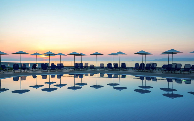 Themis Beach Hotel