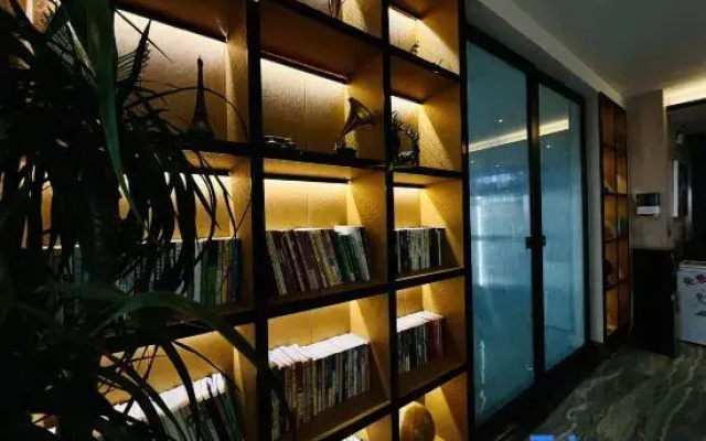Smart·Smart Sky Hotel (Zigong Huashang International City)