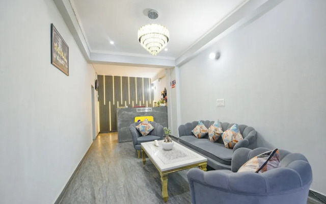 Fabhotel Vr Residency