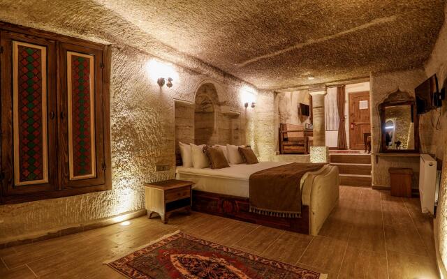 Ada Cave Suites Hotel