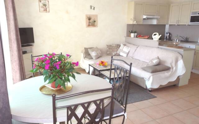 Villas du Luberon - Le Bastidon des Arbousiers