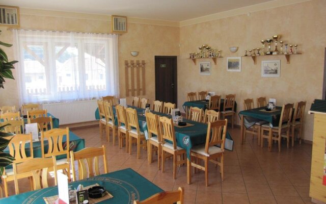 Penzion a Restaurace Rozsocháč