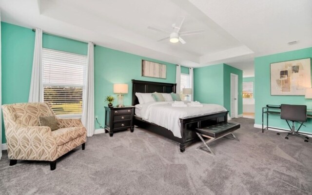 Ultimate 6 Bedroom Villa by Redawning