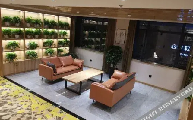 Meicheng Light Luxury Homestay (Xi'an Northwestern Polytechnical University Chang'an Campus)