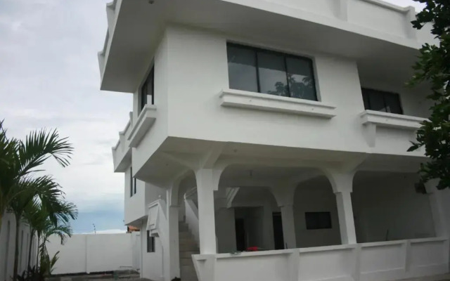 Yaya's House