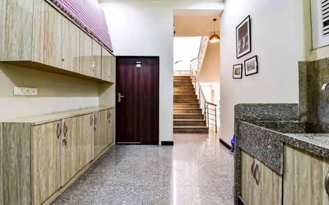 The Castle Homestay by FabHotel