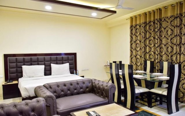 When In Gurgaon - Service Apartments, Next to Artemis Hospital