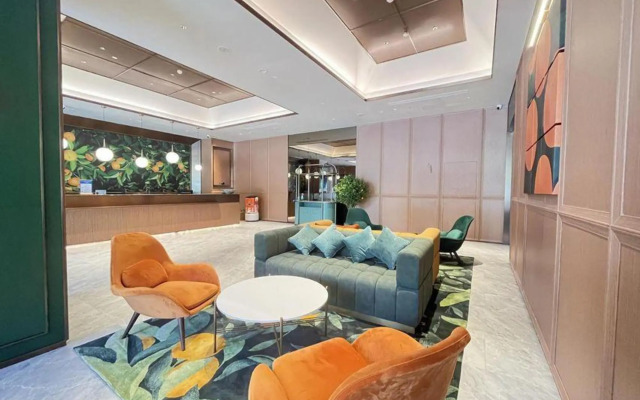 Orange Hotel