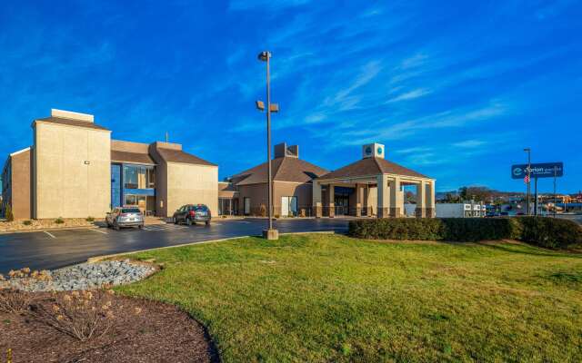 Clarion Pointe Harrisonburg