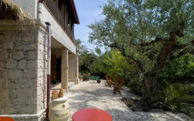 Villa Anta house by the sea
