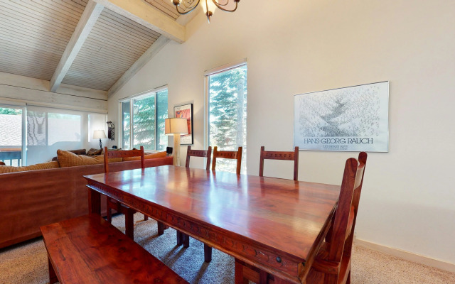 Mammoth West #115 Condo