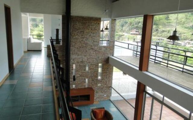 Hotel Familiar El Remanso Del Agua