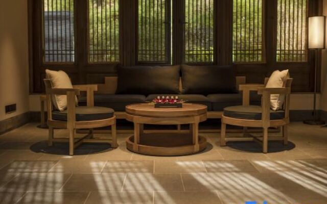 Yebo Qinhuai Water Street Hotel (Nanjing Confucius Temple)