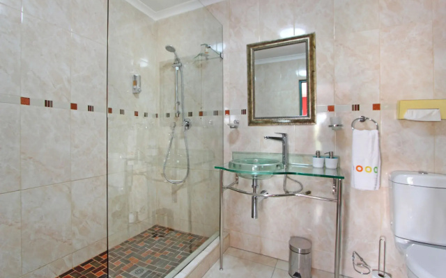 40 Winks Guest House Green Point Cape Town