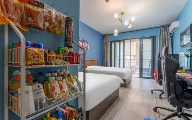 Qingxi Heju E-Sports B&B