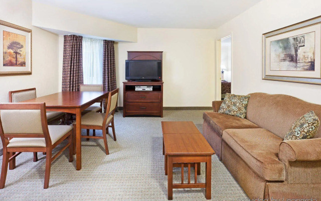 Staybridge Suites Greenville I-85 Woodruff Road by IHG