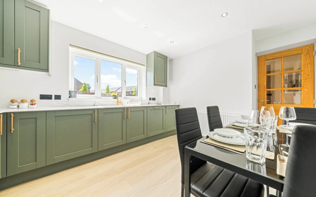 Modern 3Bed Home Next To Glasgow Airport