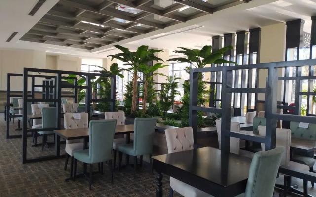 Kanyonvadi Hotel