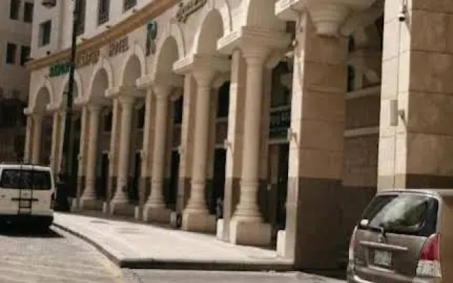 Mokhtara Plaza