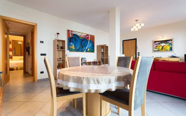 3 Bedroom Italian Lakes Apartment